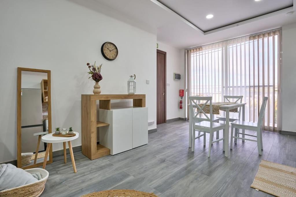 Two Bedroom Apartment In Xemxija, St. Paul'S Bay Exteriér fotografie